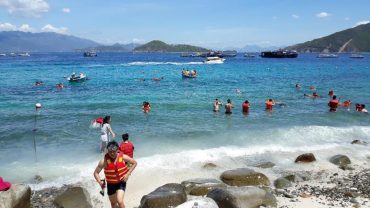 Tour Lặn biển Nha Trang – Ngắm san hô tại Hòn Mun – Tour ghép
